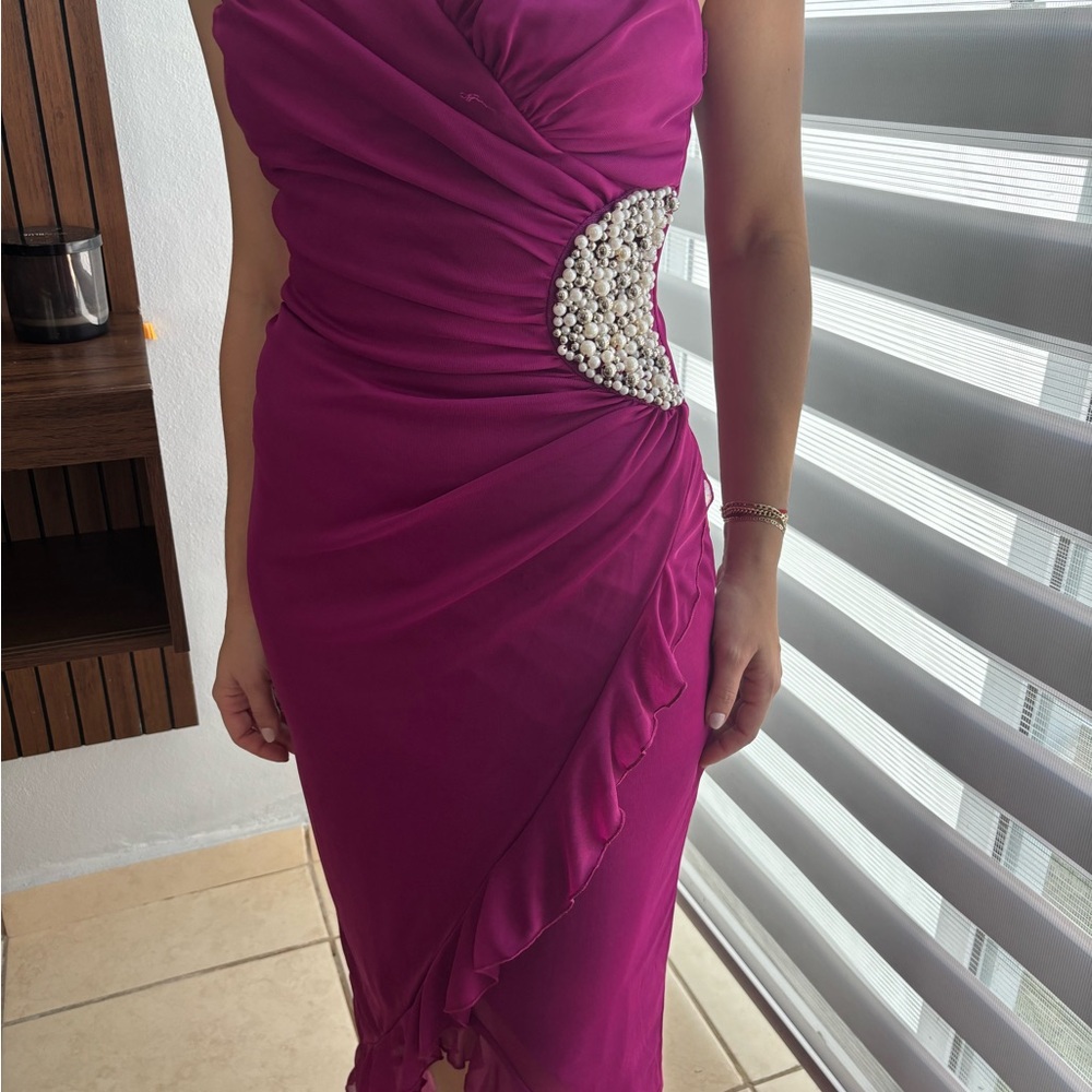 Elegant Magenta Evening Dress